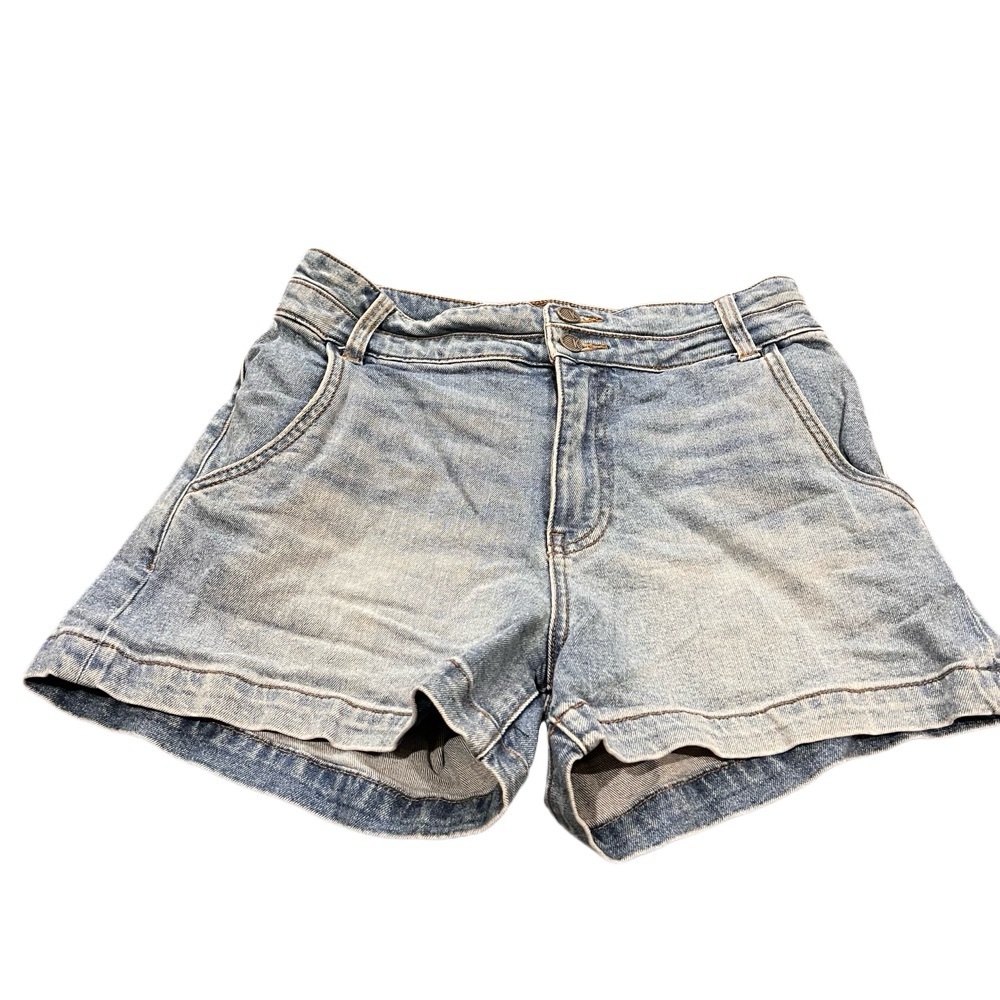 Kut from the Kloth Jane High Rise Short size 4